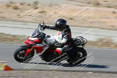 media/Feb-05-2023-Classic Track Day (Sun) [[c35aca4a42]]/Group 2/session 2 turn 10/